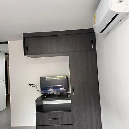 Hermoso Apartamento Con Aire Acondicionado Cerca Al Hospital De Neiva Neiva  Exterior photo