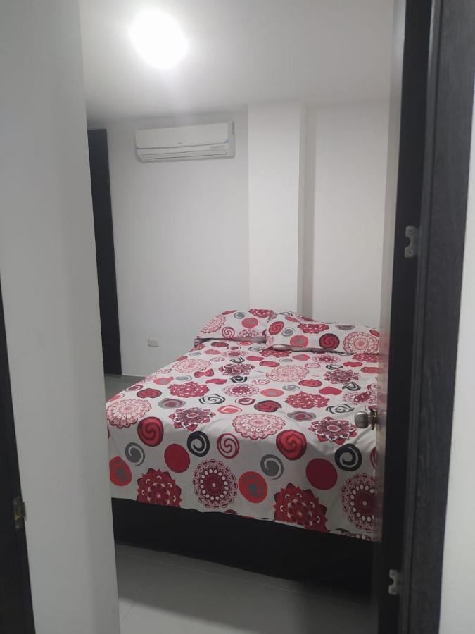 Hermoso Con Aire Acondicionado Cerca Al Hospital De Neiva Apartment Neiva (Huila)